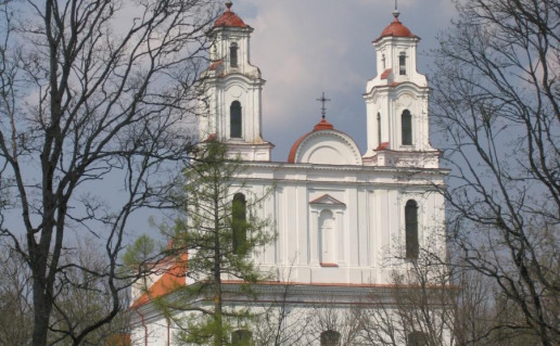 19_Kurtuvėnų Šv apaštalo Jokūbo bažnyčia (1).jpg